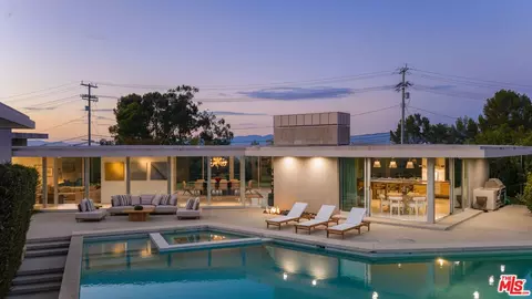 14700 Mulholland Dr, Los Angeles, CA 90077