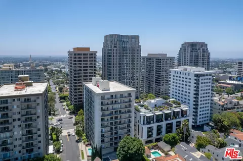 10751 Wilshire Blvd #906, Los Angeles, CA 90024