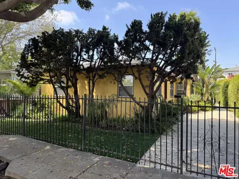 2005 Oak St, Santa Monica, CA 90405