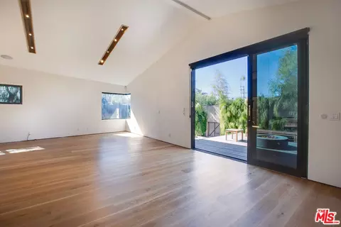 Other - 800 Seventh Ave, Venice, CA 90291 photo 3 of 6