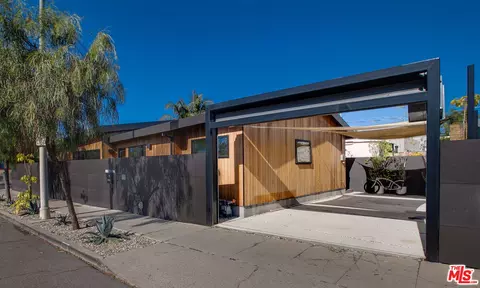 Exterior - 800 Seventh Ave, Venice, CA 90291 photo 9 of 10
