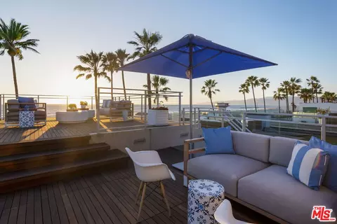 2505 Ocean Front Walk, Venice, CA 90291