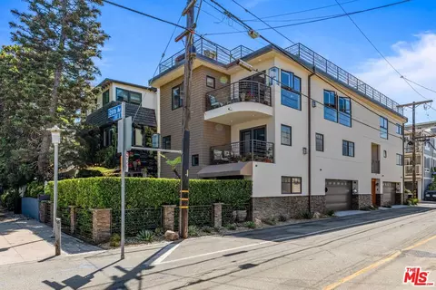Exterior - 10 26th Ave, Venice, CA 90291 photo 7 of 9