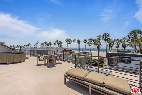Other - 10 26th Ave, Venice, CA 90291 photo 2 of 10
