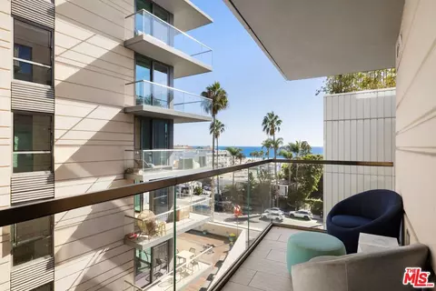 1755 Ocean Ave #608, Santa Monica, CA 90401