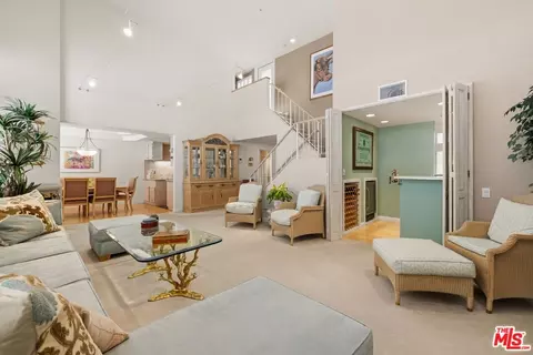4235 Mary Ellen Ave #303, Los Angeles, CA 91604