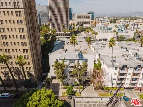 631 S Kenmore Ave #303, Los Angeles, CA 90005