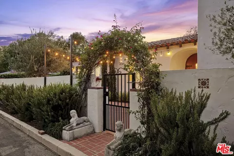 3447 Primera Ave, Los Angeles, CA 90068