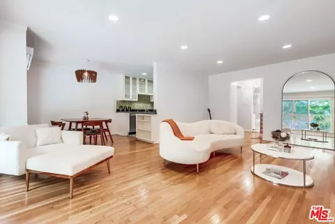 1275 Havenhurst Dr #4, West Hollywood, CA 90046