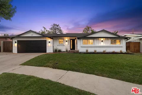 23649 Emelita St, Woodland Hills, CA 91367