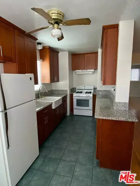Kitchen - 1124 Cordova St, Pasadena, CA 91106 photo 1 of 1