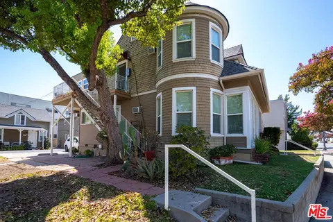 Exterior - 1124 Cordova St, Pasadena, CA 91106 photo 1 of 6