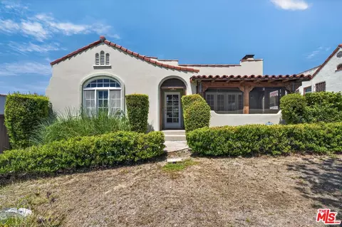 3217 Lowry Rd, Los Angeles, CA 90027