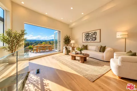 3009 Amethyst St, Los Angeles, CA 90032