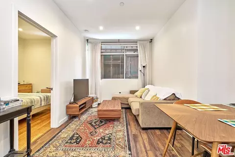 630 W 6th St #313, Los Angeles, CA 90017