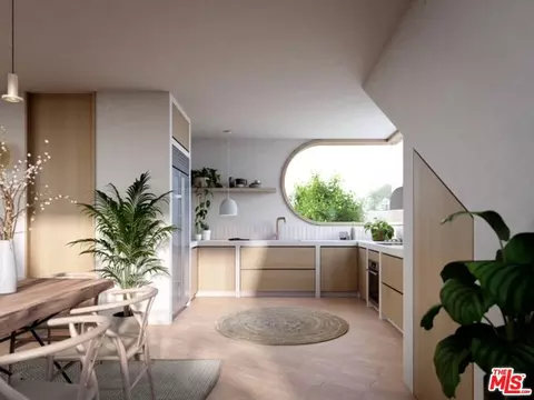 310 Mildred Ave, Venice, CA 90291 photo 4