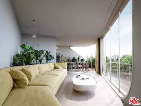 310 Mildred Ave, Venice, CA 90291 photo 3