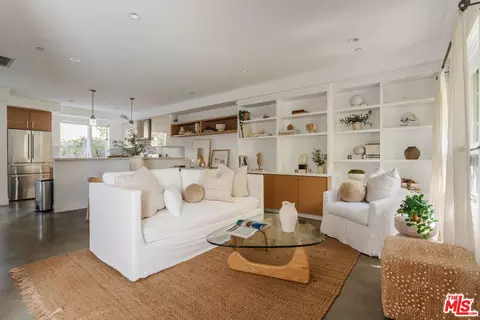 811 19th St #2, Santa Monica, CA 90403