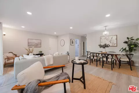 4933 Indian Wood Rd #364, Culver City, CA 90230