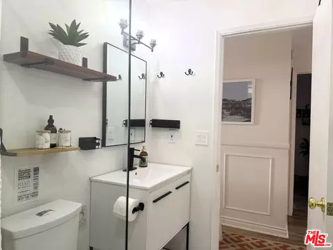 Bath - 61625 Alta Vista Dr, Joshua Tree, CA 92252 photo 2 of 2