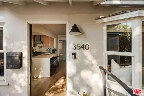 3540 Maplewood Ave, Los Angeles, CA 90066
