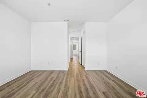 Entry Way - 4692 Carpinteria Ave #26, Carpinteria, CA 93013 photo 3 of 3