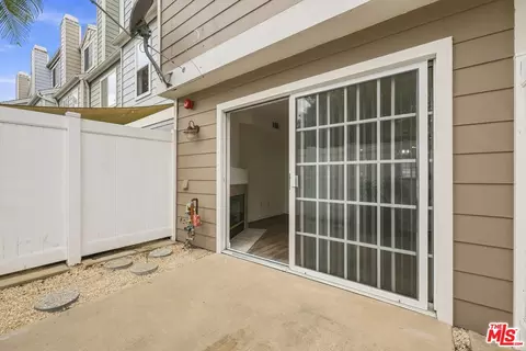 Exterior - 4692 Carpinteria Ave #26, Carpinteria, CA 93013 photo 3 of 8