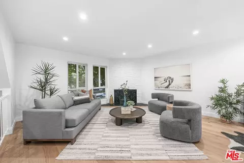 2844 Avenel St, Los Angeles, CA 90039