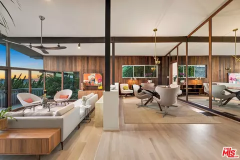 8216 Zitola Ter, Playa Del Rey, CA 90293