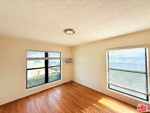 Bedroom - 2270 White St, Pasadena, CA 91107 photo 2 of 3
