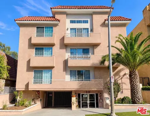 810 S Lucerne Blvd #203, Los Angeles, CA 90005