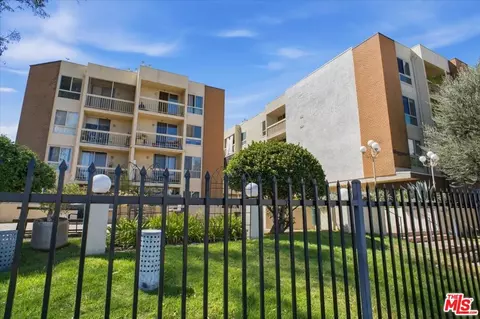 5143 Bakman Ave #203, North Hollywood, CA 91601