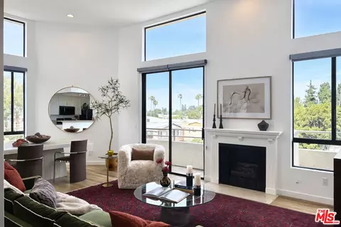 13920 Moorpark St #308, Sherman Oaks, CA 91423