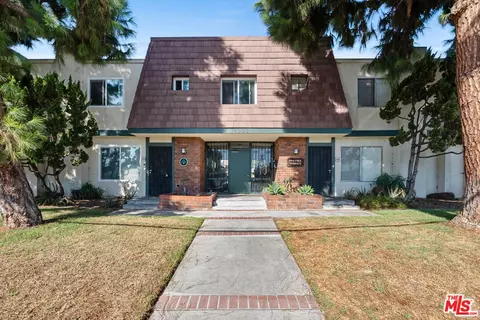 14807 Condon Ave #213, Lawndale, CA 90260