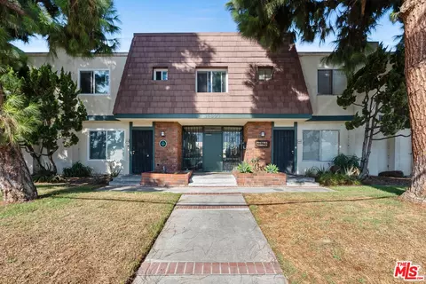 14807 Condon Ave #213, Lawndale, CA 90260