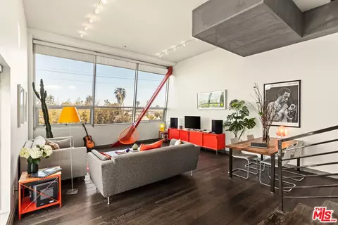 Living - 615 Hampton Dr #B301, Venice, CA 90291 photo 2 of 5