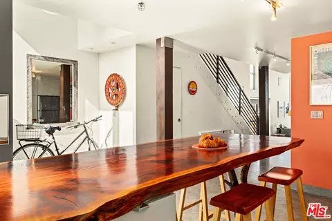 Other - 615 Hampton Dr #B301, Venice, CA 90291 photo 1 of 5