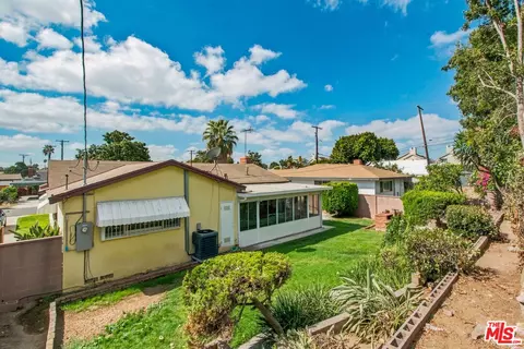 Exterior - 909 E Nordby St, Carson, CA 90746 photo 7 of 13