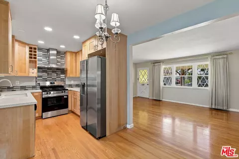 Kitchen - 909 E Nordby St, Carson, CA 90746 photo 1 of 4