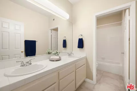 Bath - 2682 Santa Ynez Ave, Simi Valley, CA 93063 photo 2 of 2