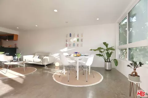 1745 Camino Palmero St #334, Los Angeles, CA 90046