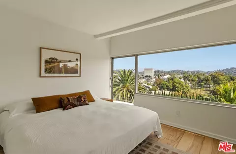 1701 Clinton St #321, Los Angeles, CA 90026