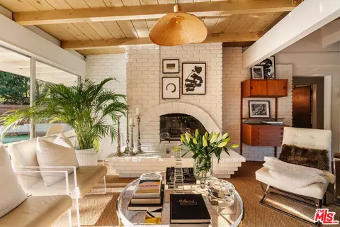809 Broom Way, Los Angeles, CA 90049