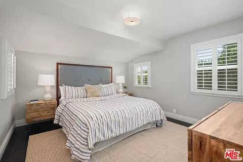 Bedroom - 975 Pepperhill Rd, Pasadena, CA 91107 photo 1 of 6