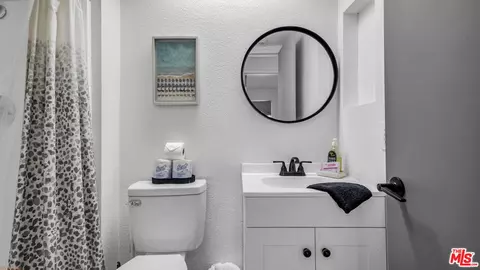 Bath - 80623 Veranda Ln, Indio, CA 92201 photo 1 of 6
