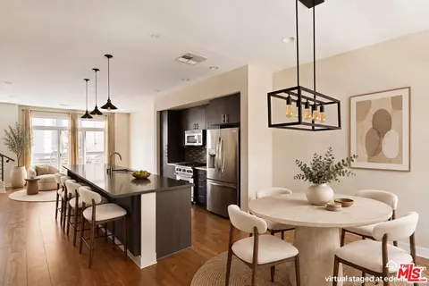 2753 Waverly Dr #1003, Los Angeles, CA 90039