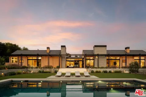 Exterior - 1225 Shippee Ln, Ojai, CA 93023 photo 12 of 14