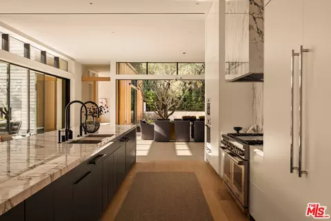 Kitchen - 1225 Shippee Ln, Ojai, CA 93023 photo 2 of 3