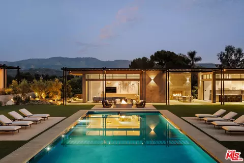 Exterior - 1225 Shippee Ln, Ojai, CA 93023 photo 13 of 14