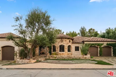 24903 Palmilla Dr, Calabasas, CA 91302
